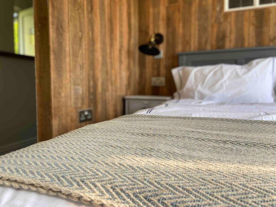 Couples Getaway, With Mountain Views/Dog Friendly Villa Crickhowell Eksteriør bilde